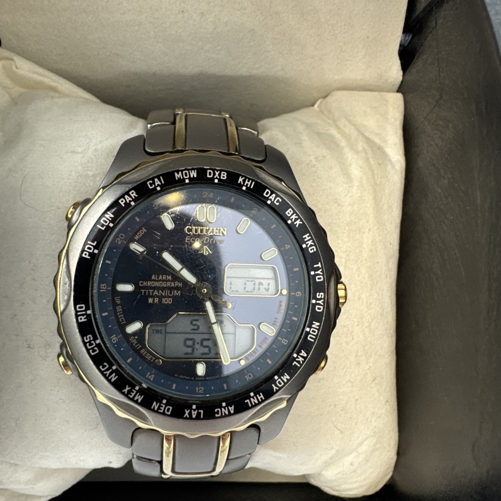 CITIZEN ECO-DRIVE Solar Titanium Blue Dial Watch Men C605-Q00567 Rare